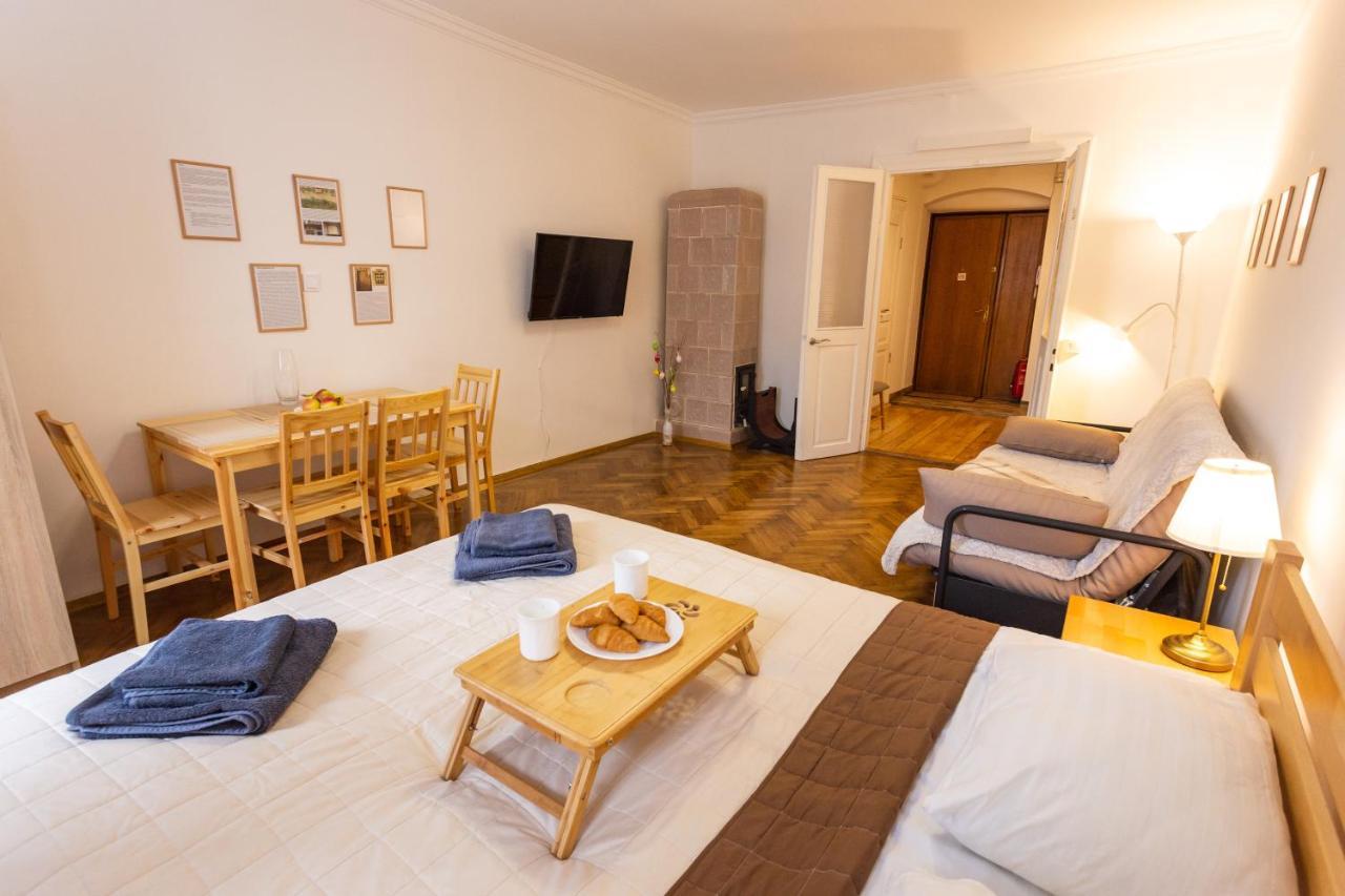 Peaceful Studio On Rynok Square 리비프 외부 사진