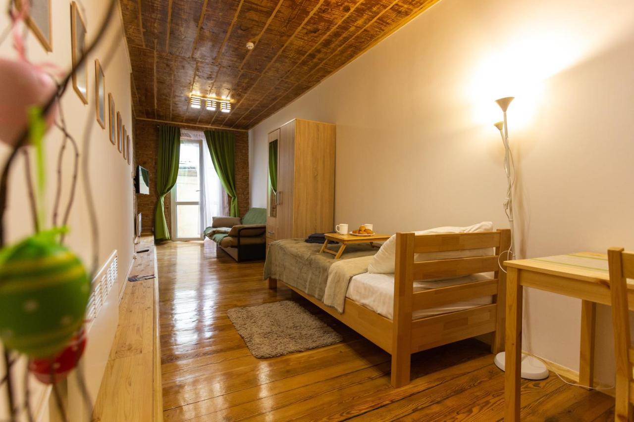Peaceful Studio On Rynok Square 리비프 외부 사진