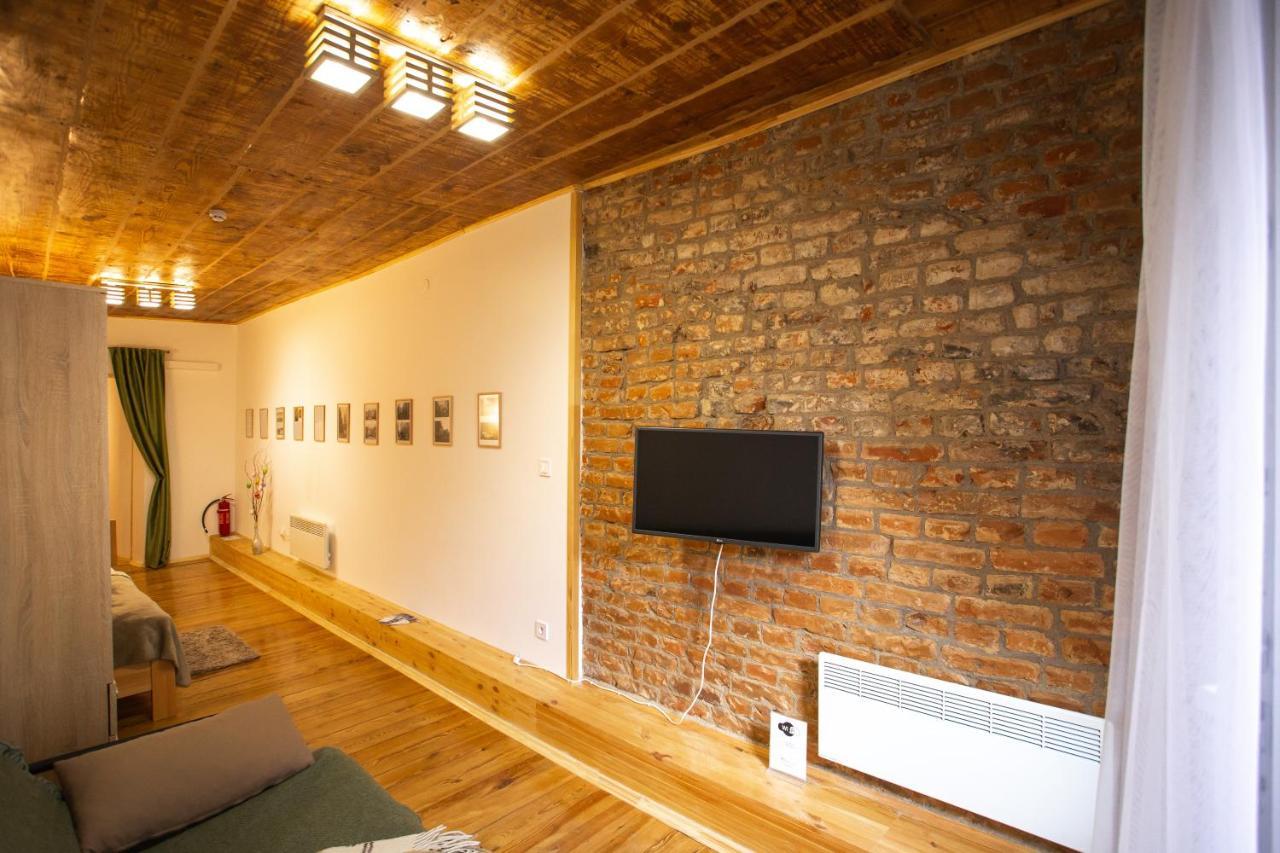 Peaceful Studio On Rynok Square 리비프 외부 사진