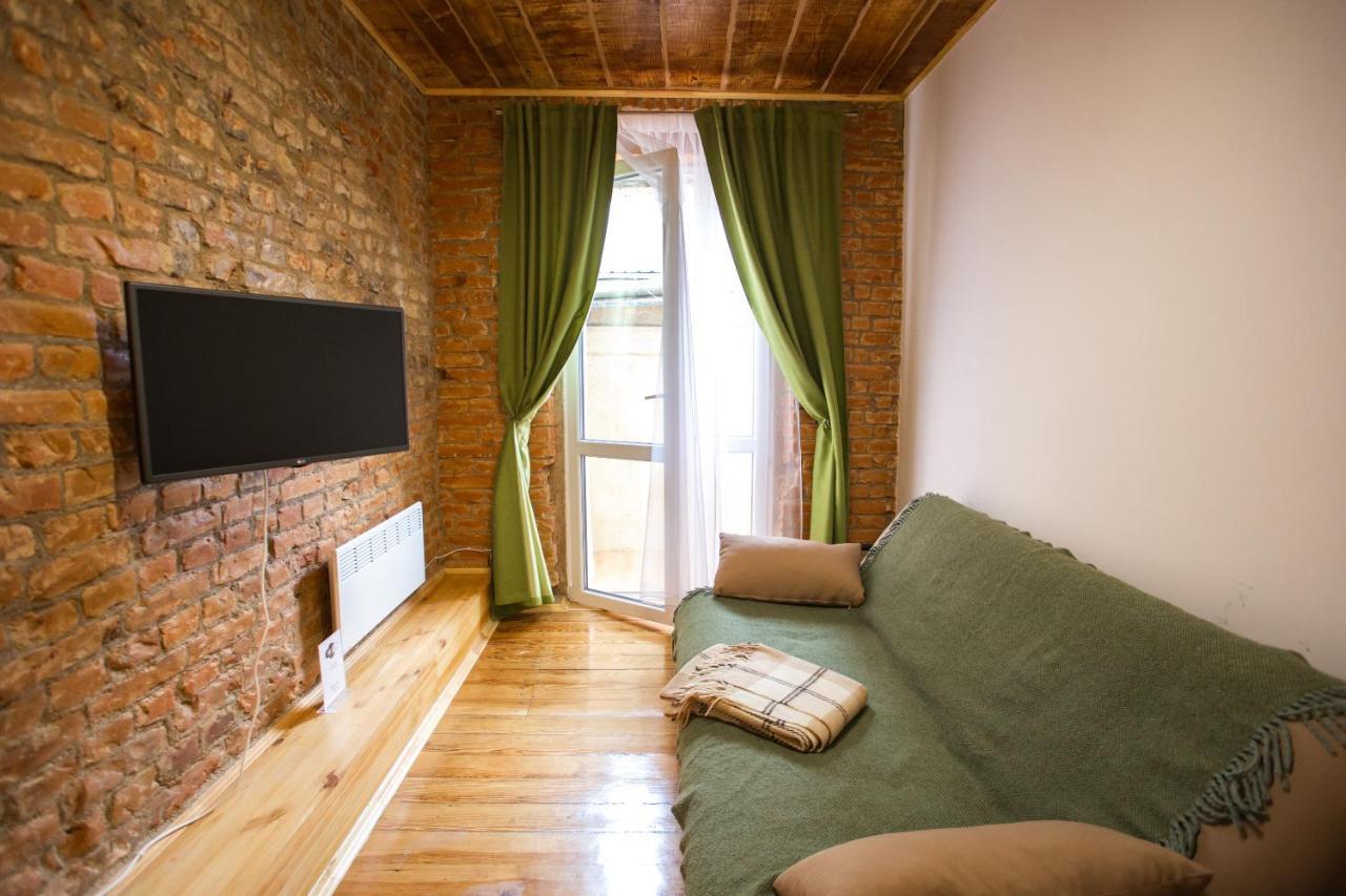 Peaceful Studio On Rynok Square 리비프 외부 사진